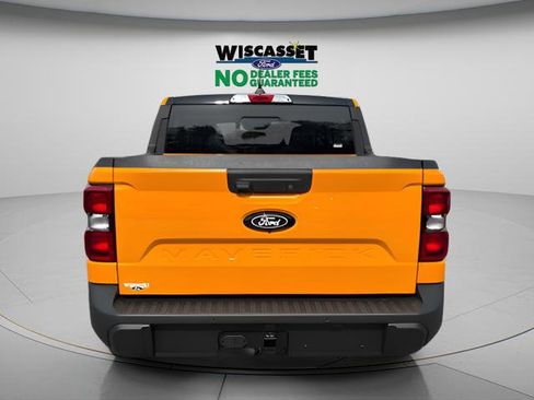 New 2026 Ford Maverick Lariat w/ Black Appearance Package AWD/4WD image 23