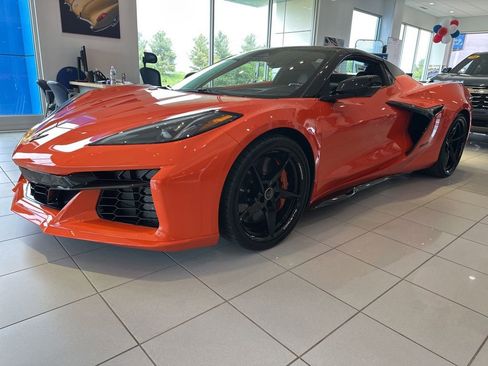 Used 2025 Chevrolet Corvette E-Ray AWD/4WD image 11