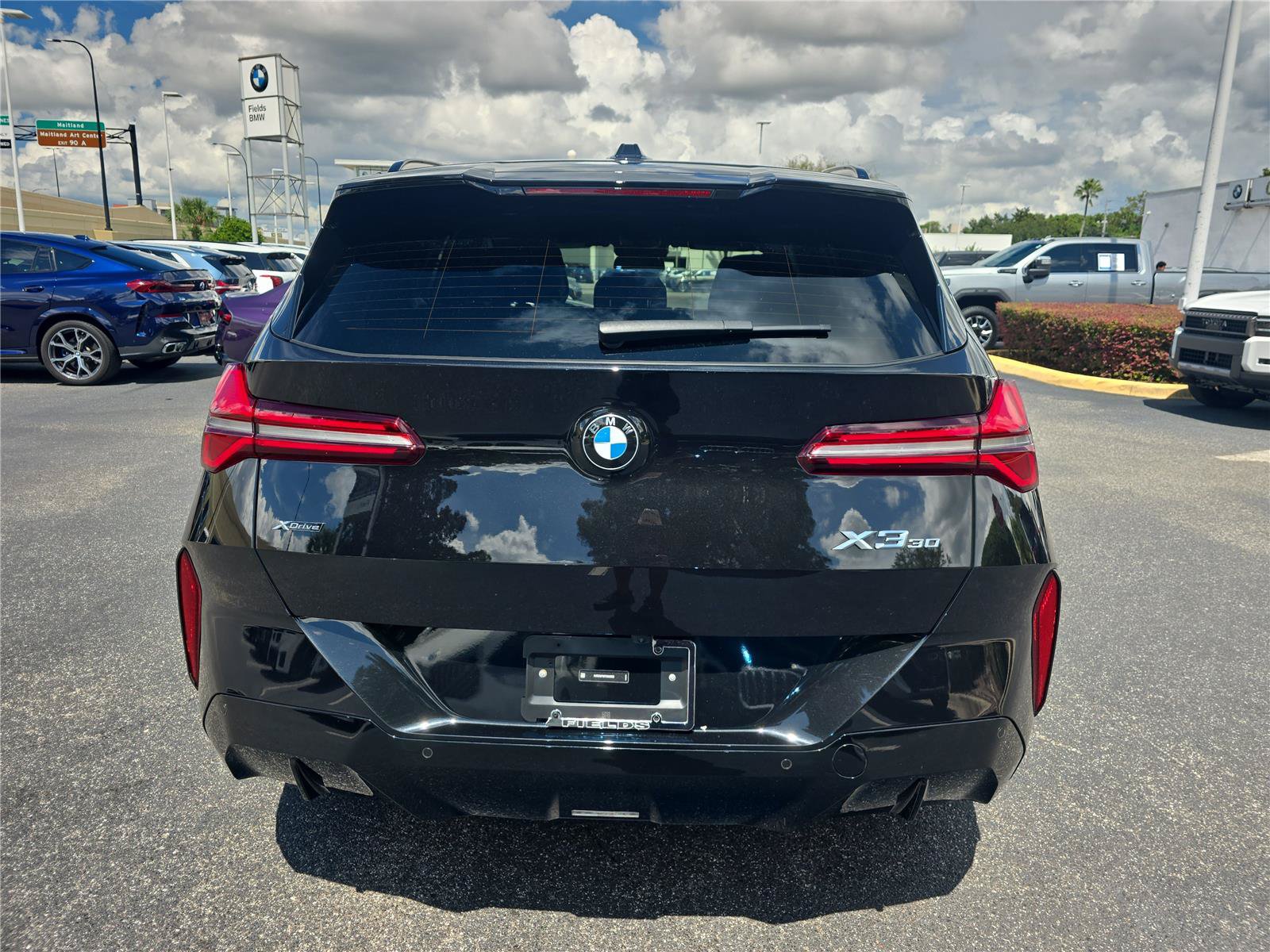 Certified 2026 BMW X3 xDrive30i w/ M Sport Package AWD/4WD image 4