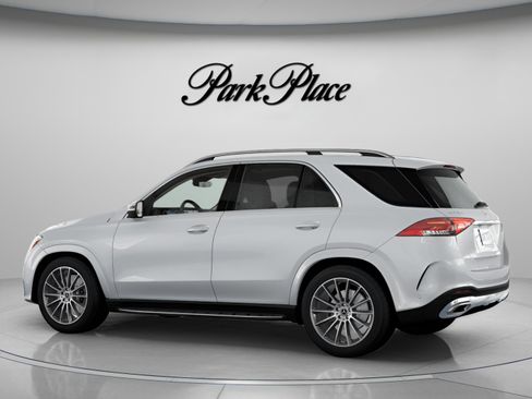 New 2026 Mercedes-Benz GLE 450 4MATIC image 9