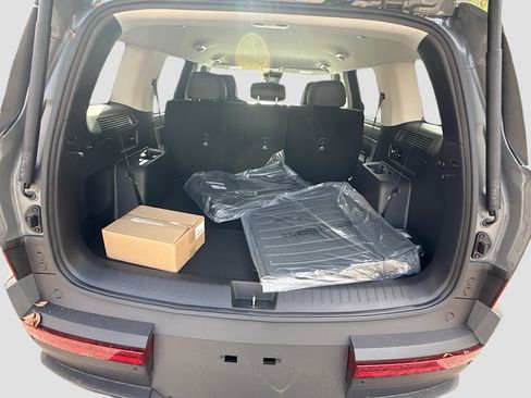 New 2026 Hyundai Santa Fe SEL w/ Tow & Go Package FWD image 18