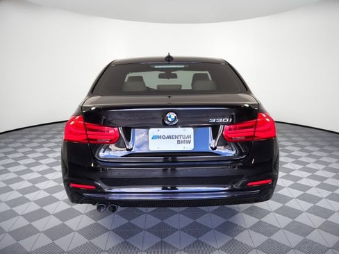 Used 2018 BMW 330i Sedan RWD image 11