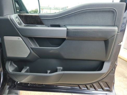 Used 2021 Ford F150 Lariat AWD/4WD image 16