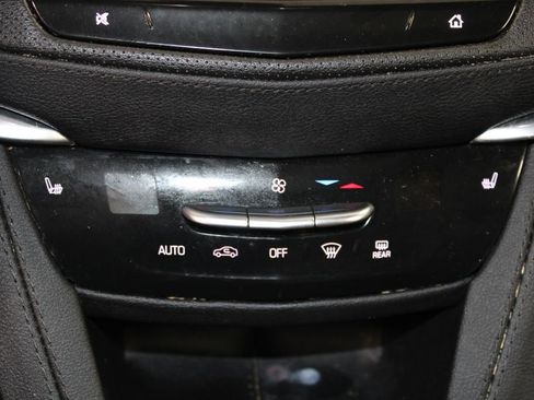 Used 2024 Cadillac XT5 Premium Luxury FWD image 33