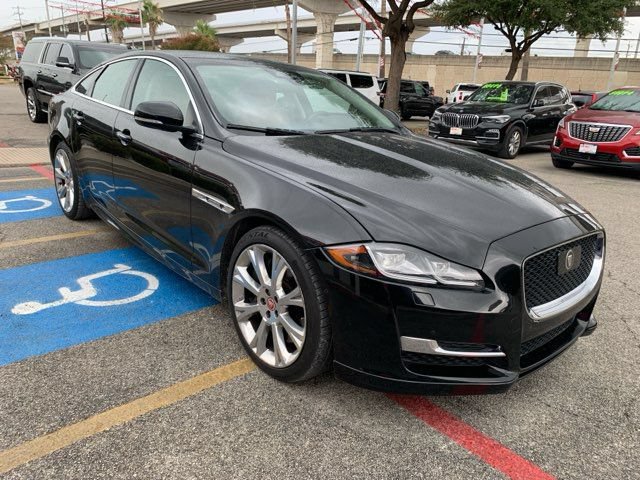 Used 2019 Jaguar XJ Supercharged RWD image 6