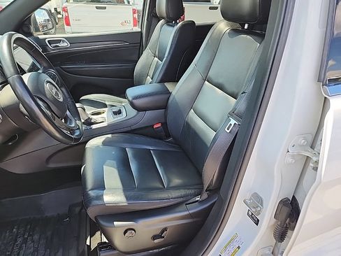 Used 2022 Jeep Grand Cherokee Limited AWD/4WD image 33