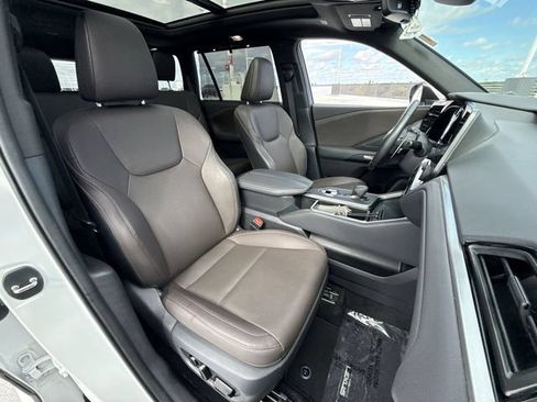 Certified 2024 Lexus TX 350 FWD w/ Technology Package image 27