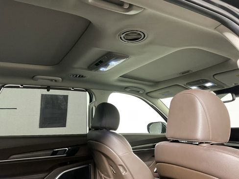 Used 2022 Kia Telluride SX image 2