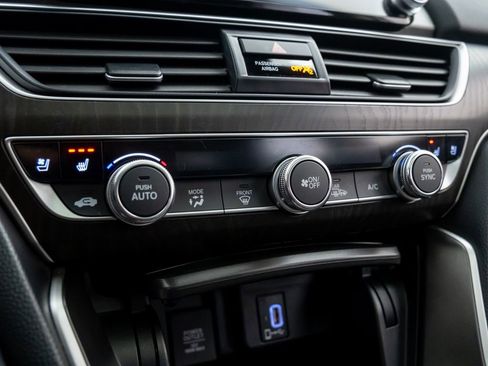 Certified 2020 Honda Accord Touring image 28