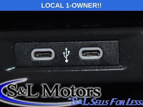 Used 2024 Volkswagen Jetta SE image 19