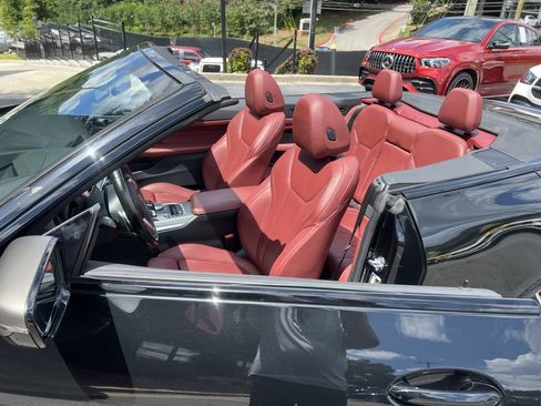 Used 2023 BMW M440i Convertible w/ Premium Package image 21