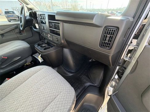 New 2025 GMC Savana 2500 image 53
