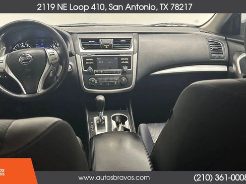 Used 2016 Nissan Altima 2.5 SR FWD image 13