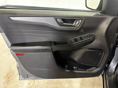 Used 2024 Ford Escape Active AWD/4WD image 19