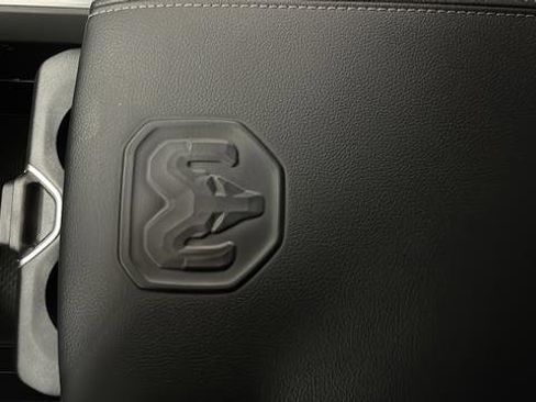 Used 2023 RAM 1500 Laramie AWD/4WD image 19