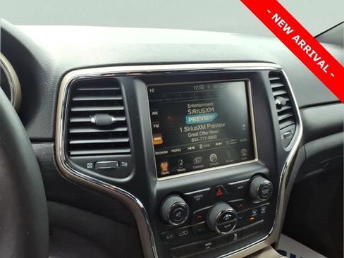 Used 2014 Jeep Grand Cherokee Laredo w/ 18" Wheel & 8.4" Radio Group image 17