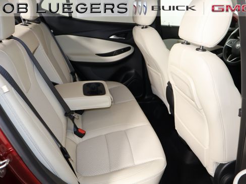 Used 2022 Buick Encore GX Essence FWD image 16