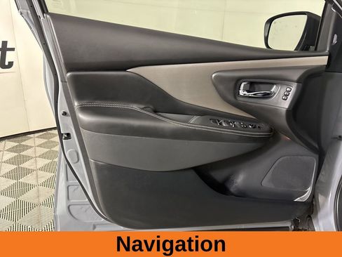 Used 2024 Nissan Murano SL image 9
