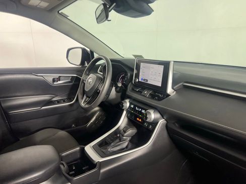 Used 2024 Toyota RAV4 XLE image 35