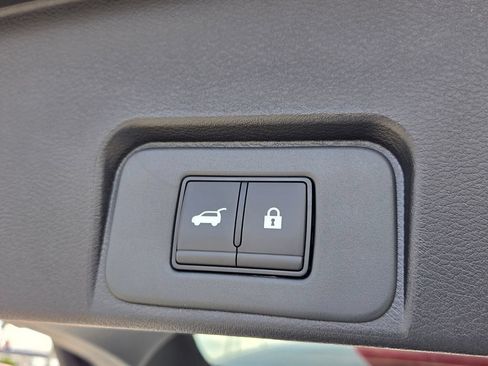 New 2026 Nissan Rogue SV FWD image 10
