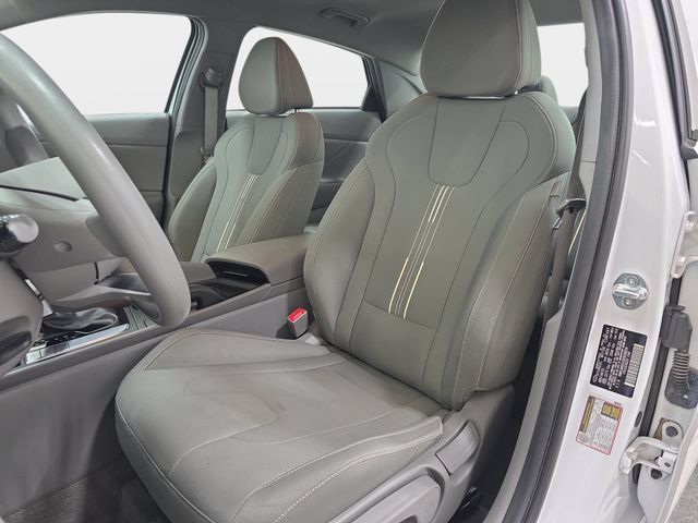 Used 2024 Hyundai Elantra SEL FWD image 14