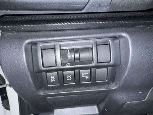 Used 2023 Subaru Crosstrek 2.0i Premium image 20