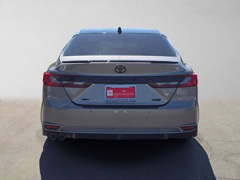 Used 2025 Toyota Camry XSE w/ Premium Plus Package FWD image 4