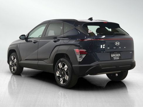 Used 2024 Hyundai Kona SEL image 3