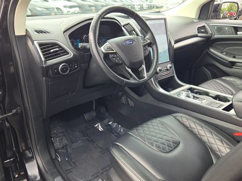 Used 2024 Ford Edge Titanium AWD/4WD image 28