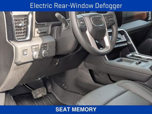 New 2026 GMC Sierra 3500 Denali w/ Denali Reserve Package AWD/4WD image 16
