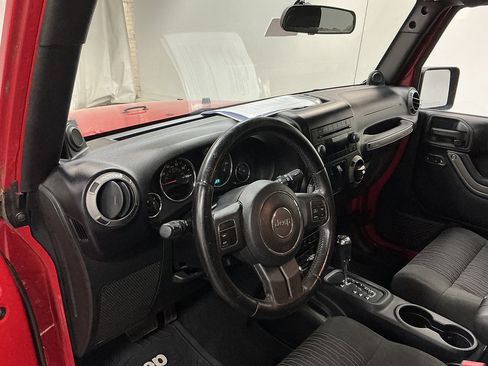 Used 2012 Jeep Wrangler Sport AWD/4WD image 10