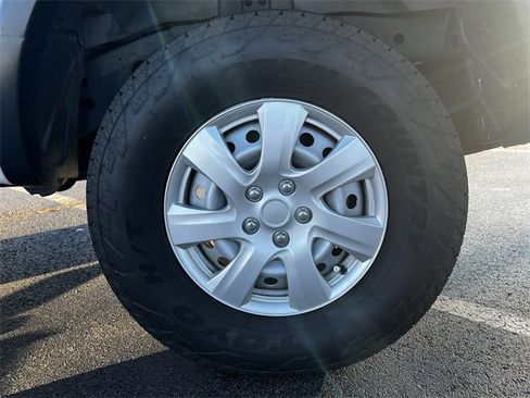 Used 2020 Ford Ranger XL image 33