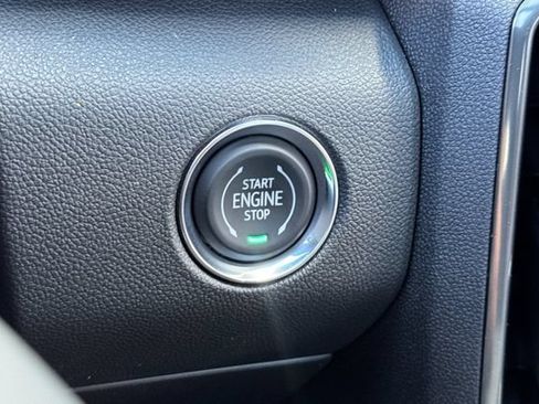 Used 2026 GMC Acadia AT4 AWD/4WD image 22