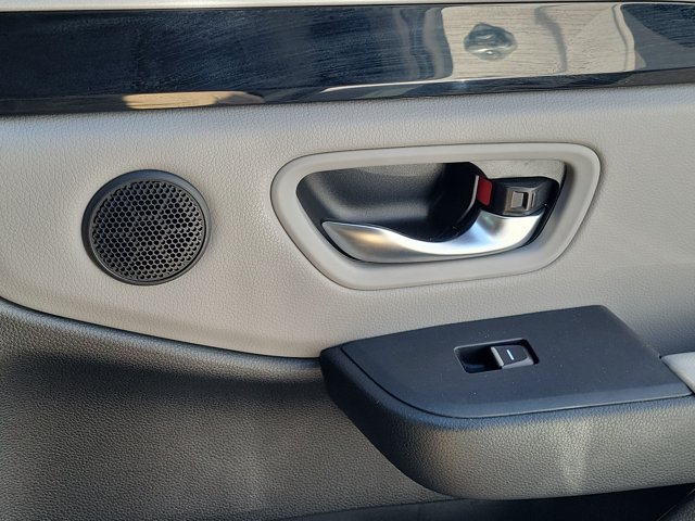 Certified 2025 Honda Pilot EX-L image 7