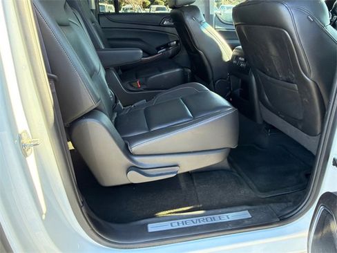 Used 2016 Chevrolet Suburban LTZ image 15