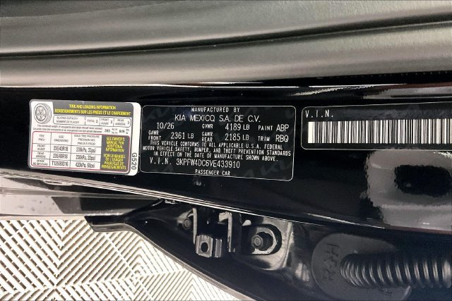 New 2027 Kia K4 GT-Line Turbo FWD image 9