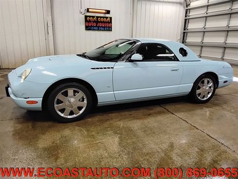 Used 2003 Ford Thunderbird Deluxe image 5