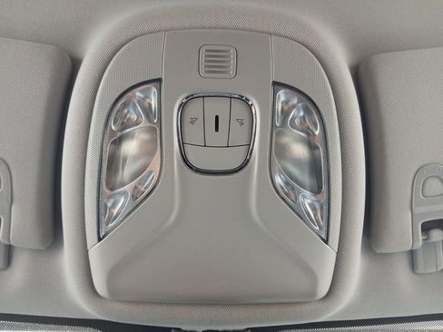 Used 2022 Jeep Compass Latitude AWD/4WD image 7