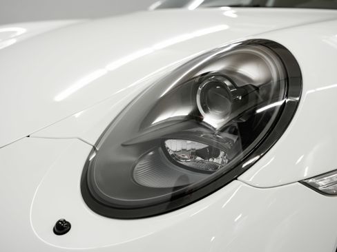 Used 2016 Porsche 911 Carrera GTS RWD image 30