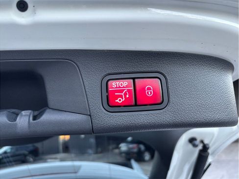 Used 2021 Mercedes-Benz GLA 250 image 43