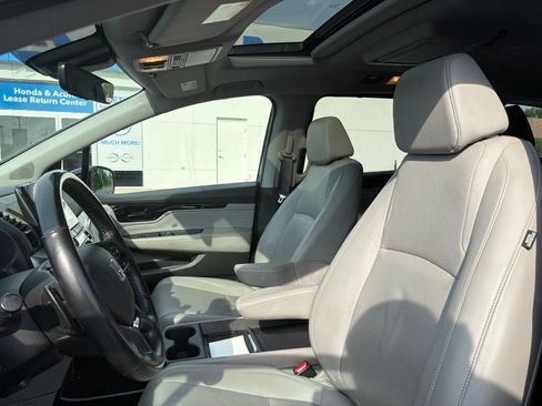 Used 2020 Honda Odyssey Elite image 6