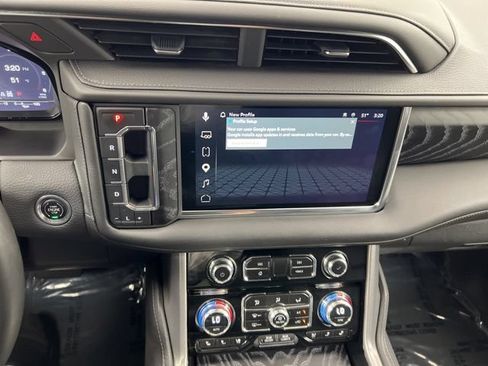 Used 2023 GMC Yukon Denali AWD/4WD image 24