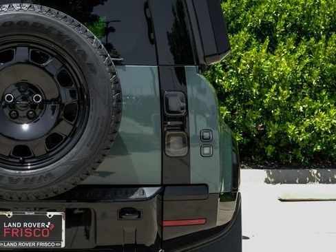 New 2026 Land Rover Defender 110 Trophy Edition AWD/4WD image 54
