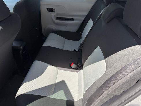 Used 2014 Toyota Prius C Two FWD image 6