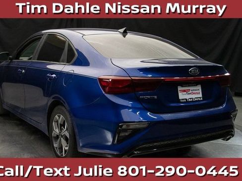 Used 2020 Kia Forte LXS FWD image 11