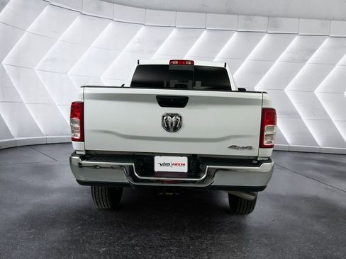 Used 2024 RAM 2500 Tradesman w/ Chrome Appearance Group image 5