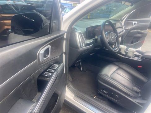 Used 2024 Kia Sorento SX FWD image 15