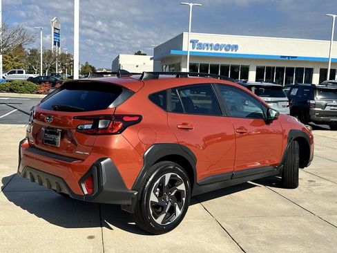 Used 2024 Subaru Crosstrek 2.5i Limited w/ Crosstrek Mirror Package image 26