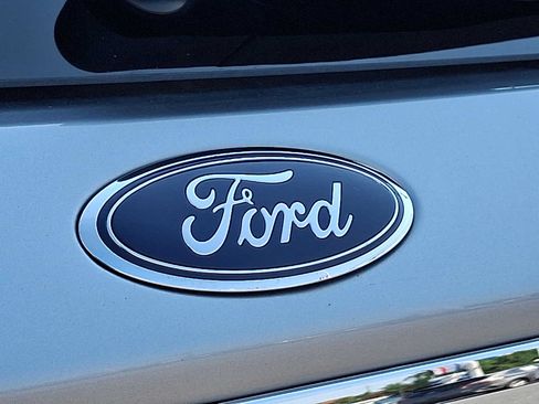 Certified 2023 Ford Explorer XLT w/ Equipment Group 202A AWD/4WD image 29