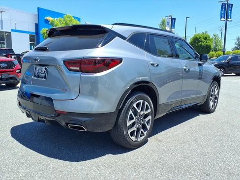 Certified 2025 Chevrolet Blazer RS FWD image 31